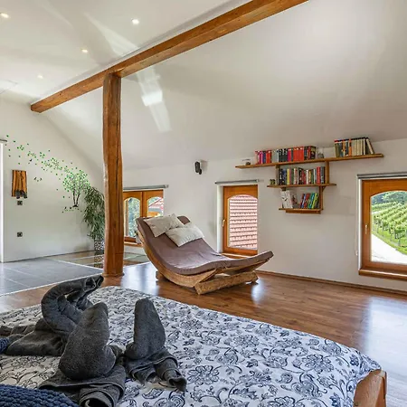 In Kranjska Krain 42897 * Trebnje